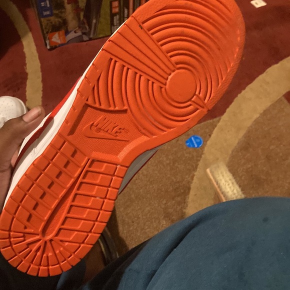 Dunks - Picture 3 of 4